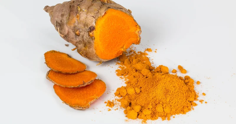 Pâte, poudre ou curry maison : le choix qui change tout
